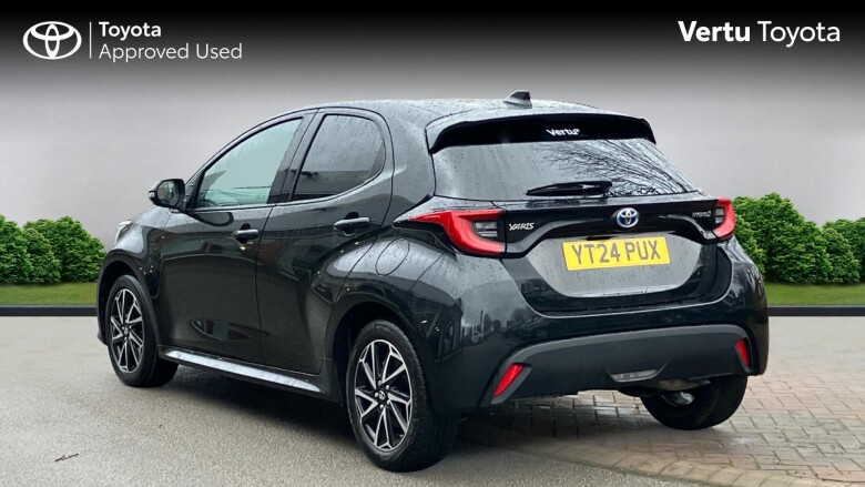 Toyota Yaris 1.5 Hybrid Design 5dr CVT Hybrid Hatchback